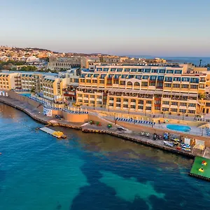 marina-hotel-at-the-corinthia-beach-resort.qawrahotelsmalta.org/